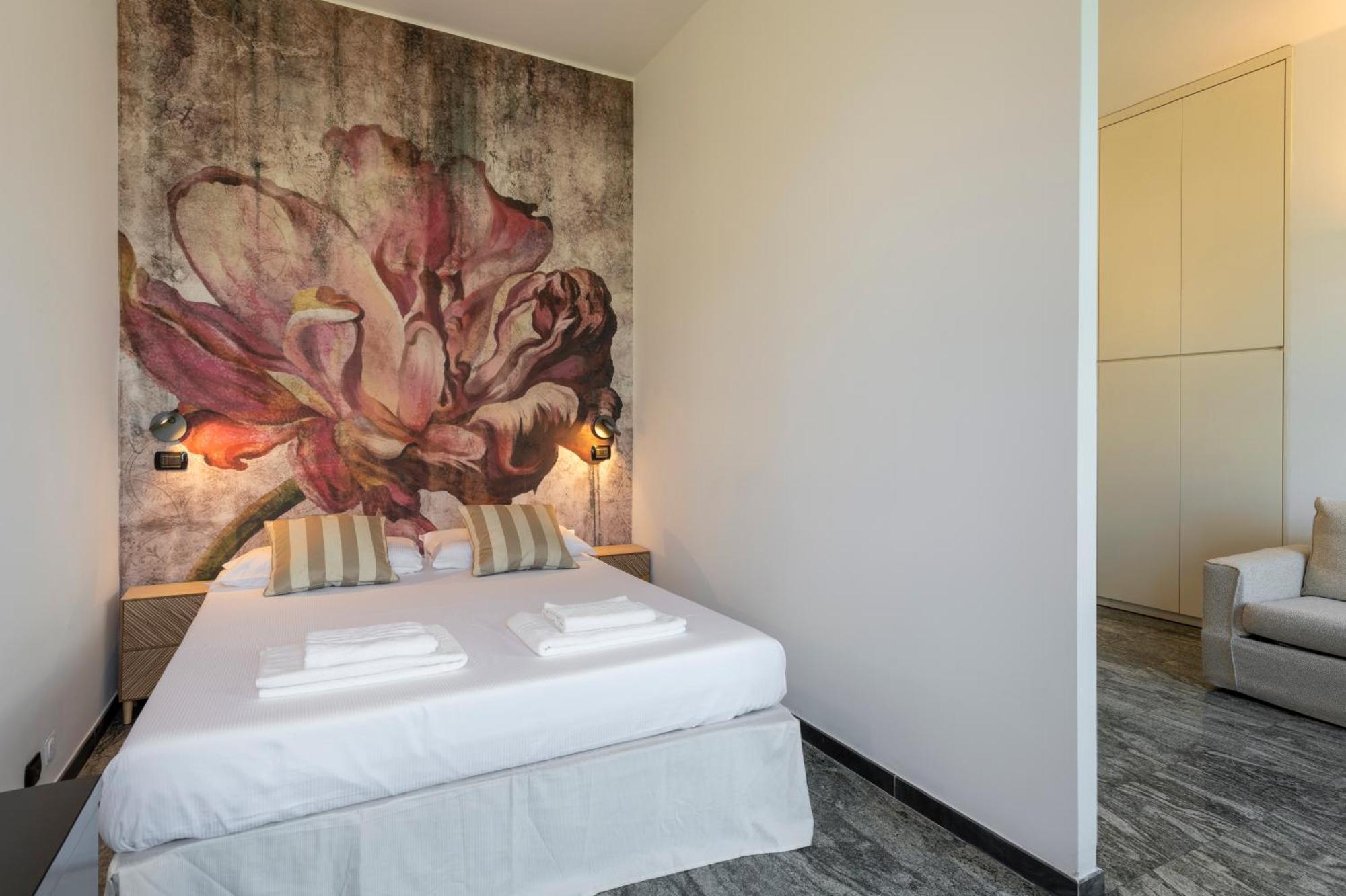 Milan Royal Suites - Duomo Santo Stefano Exterior photo